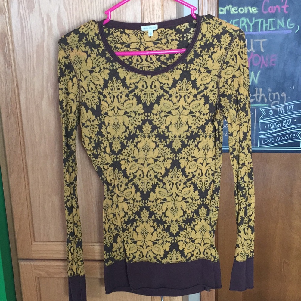 Layering top
